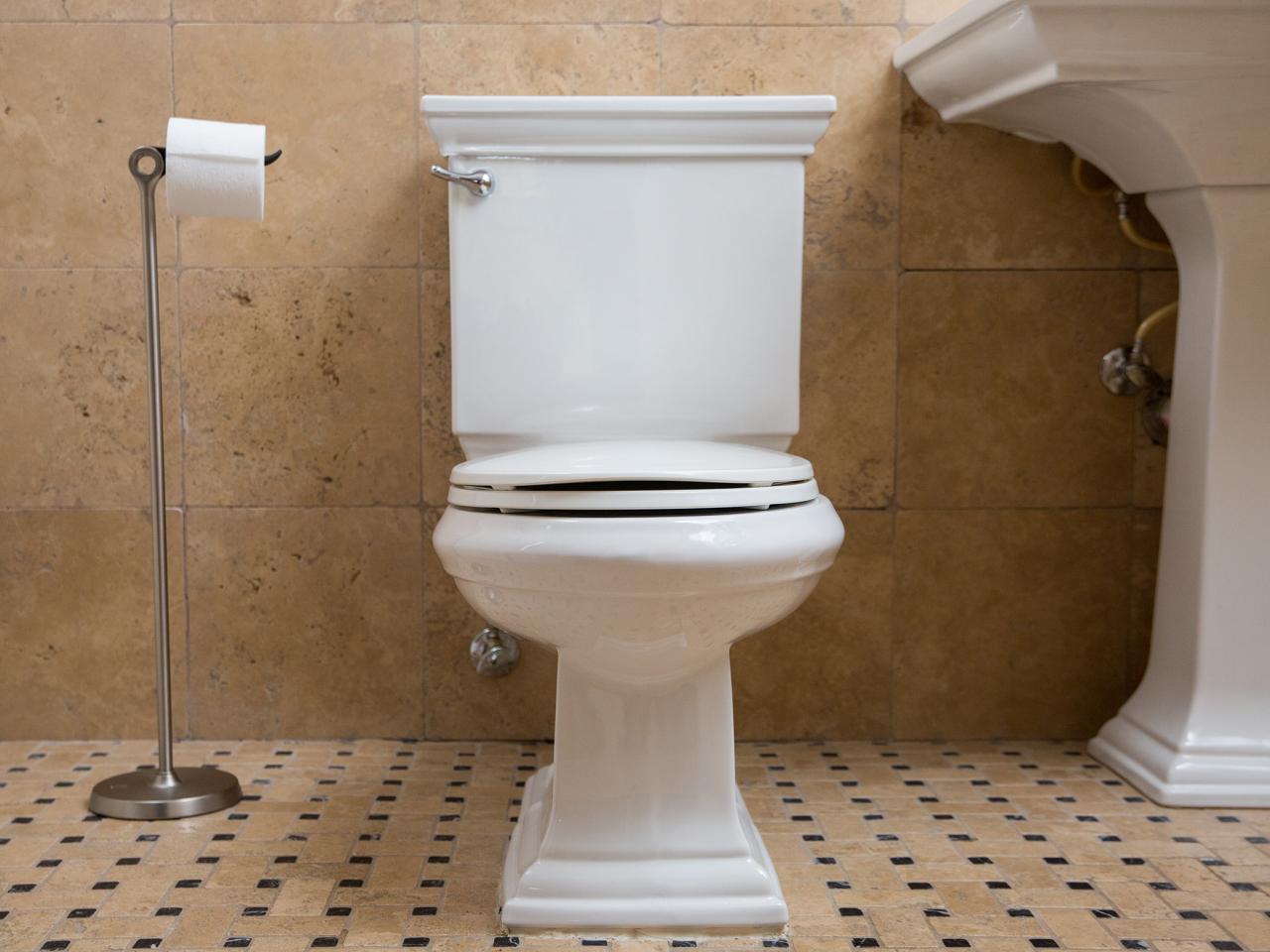 Reasons and Solutions of An Overflowing Toilet